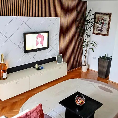 Apartment Dnevna Soba *